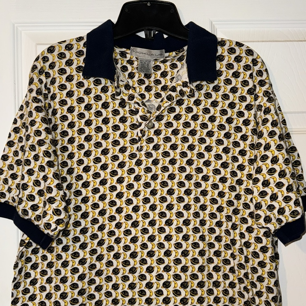 3/$30 Vintage 90s Sun and Moon Shirt